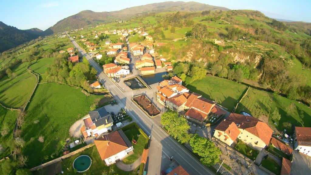 Posada Rural La Flor Del Nogal Ruente エクステリア 写真